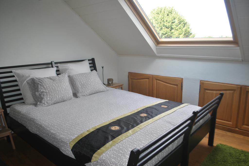 Celinie'S Guest House Gerin Екстер'єр фото